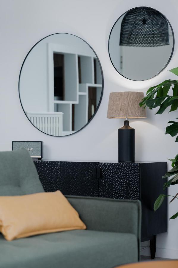Blue Chill Paradise Seaview Suite W/ Kingbed Pireu Exterior foto